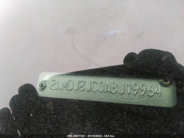 Lincoln MKX 2010 2LMDJ8JC0ABJ19964 Image 10