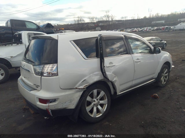 JA4JT5AX5AZ010423 Mitsubishi OUTLANDER GT