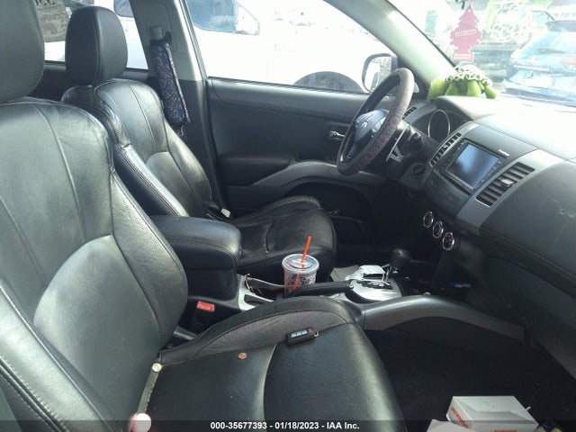 JA4JT5AX5AZ010423 Mitsubishi OUTLANDER GT