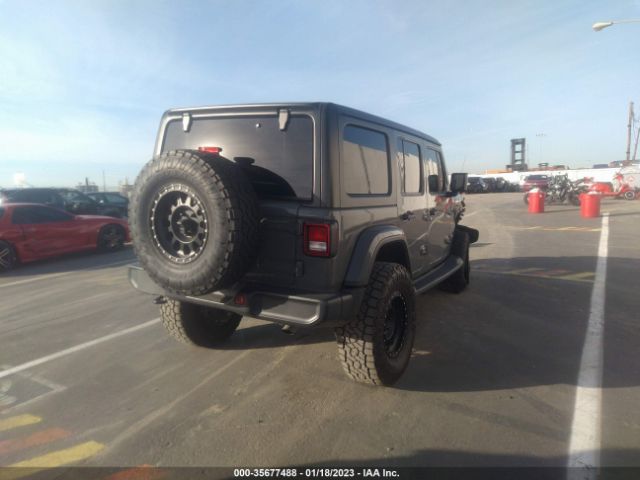 1C4HJXEN3JW331943 Jeep Wrangler Unlimited Sahara