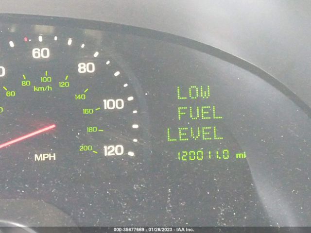 1LNFM97V2WY740403 Lincoln Continental
