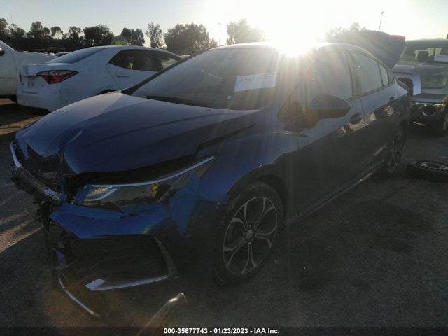 Chevrolet CRUZE LT 2019 1G1BE5SM9K7113620 Image 2