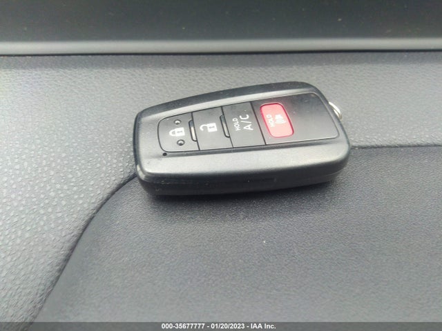 2022 Toyota Prius, VIN: JTDKAMFP5N3207202
