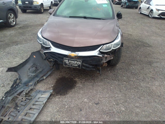 2019 Chevrolet Cruze, VIN: 1G1BC5SM2K7107910