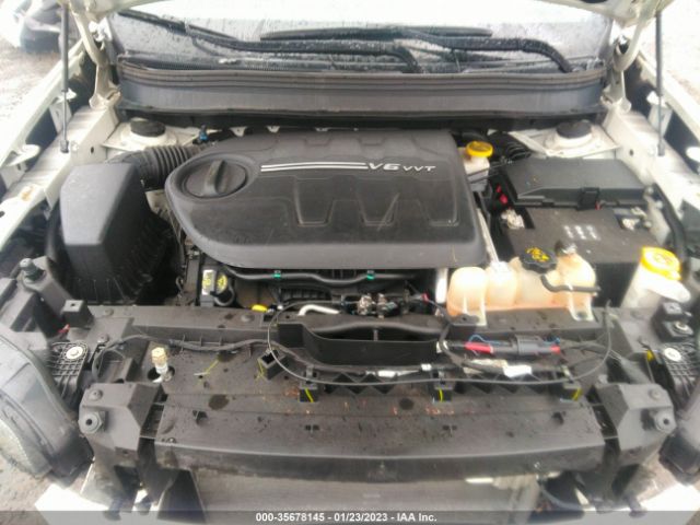 1C4PJMLX6KD299176 Jeep Cherokee Altitude