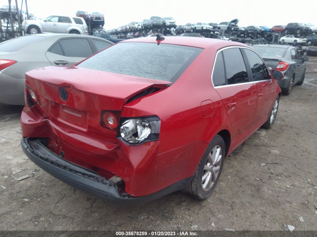 2010 VOLKSWAGEN JETTA SEDAN SE VIN: 3VWRX7AJXAM035238