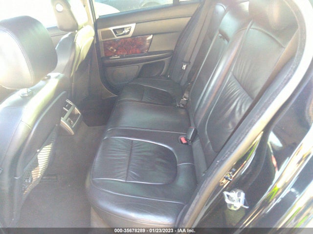 SAJWA0FB4BLR86541 Jaguar XF