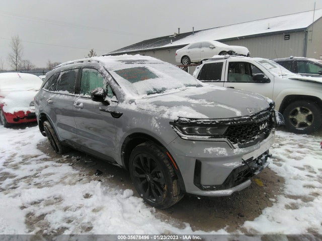 2022 Kia Sorento, VIN: 5XYRKDLF3NG105870