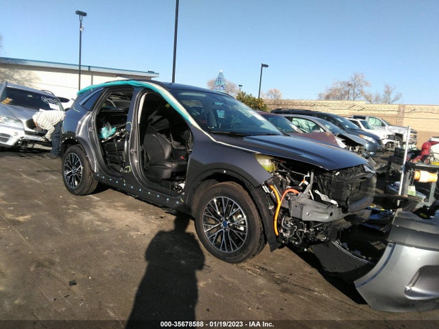 2022 Ford Escape, VIN: 1FMCU0KZ5NUA27784