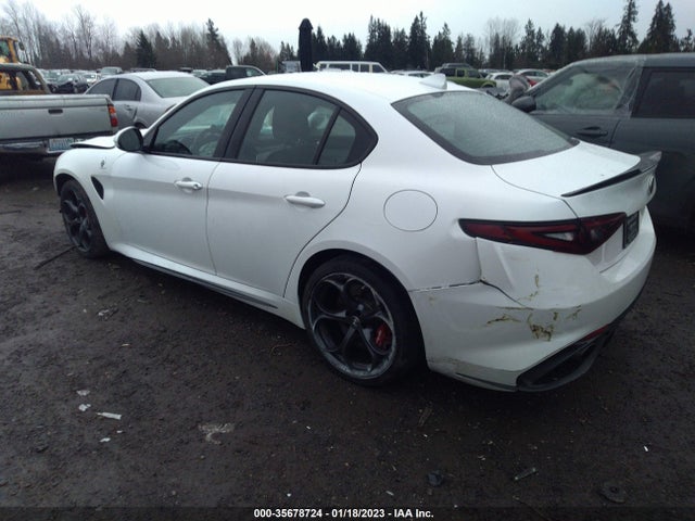 ZARFAEAV7J7574284 Alfa Romeo GIULIA QUADRIFOGLIO