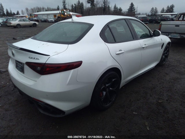 ZARFAEAV7J7574284 Alfa Romeo GIULIA QUADRIFOGLIO