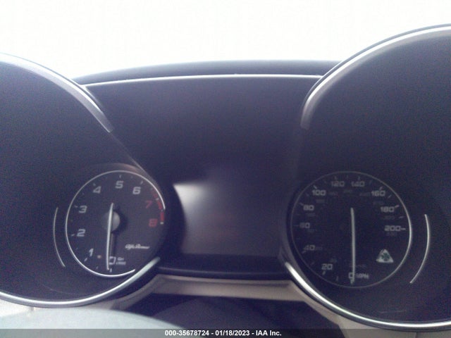 ZARFAEAV7J7574284 Alfa Romeo GIULIA QUADRIFOGLIO