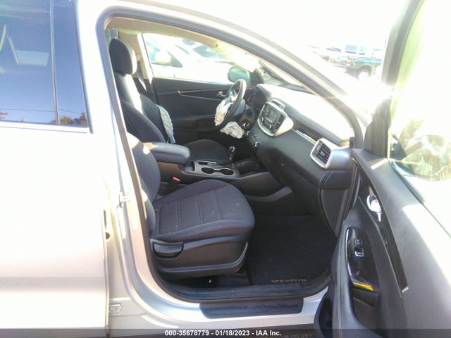 KIA SORENTO LX 2017 5XYPG4A33HG264362 Image 6