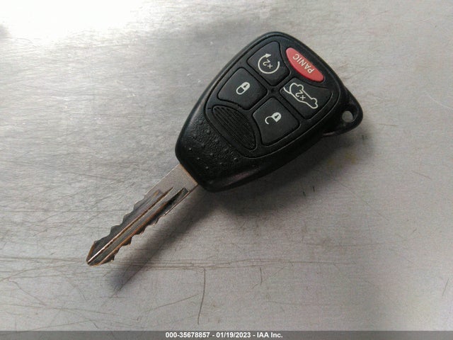 Chrysler 200 Limited 2012 1C3CCBCBXCN305174 Image 3