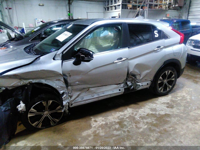 JA4AT5AA1JZ050168 Mitsubishi Eclipse Cross Se/sel