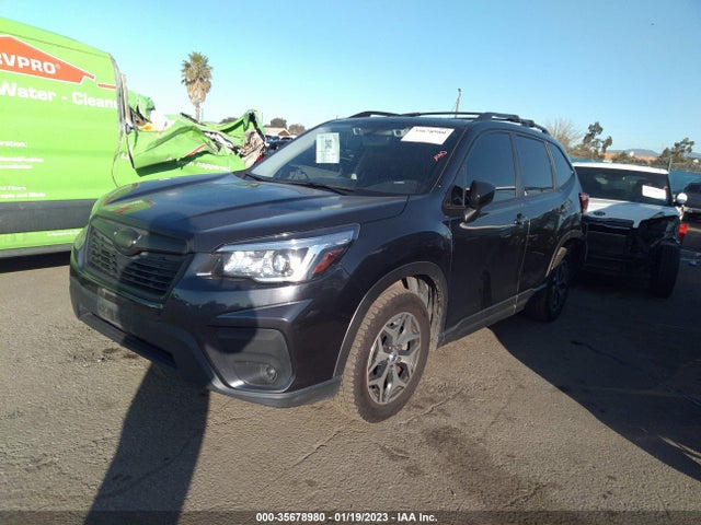Subaru Forester Premium 2019 JF2SKAEC9KH463465 Image 2