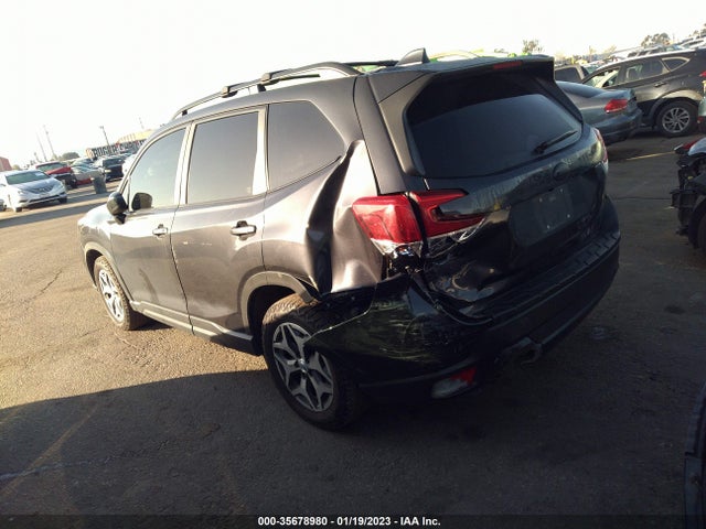 Subaru Forester Premium 2019 JF2SKAEC9KH463465 Image 3