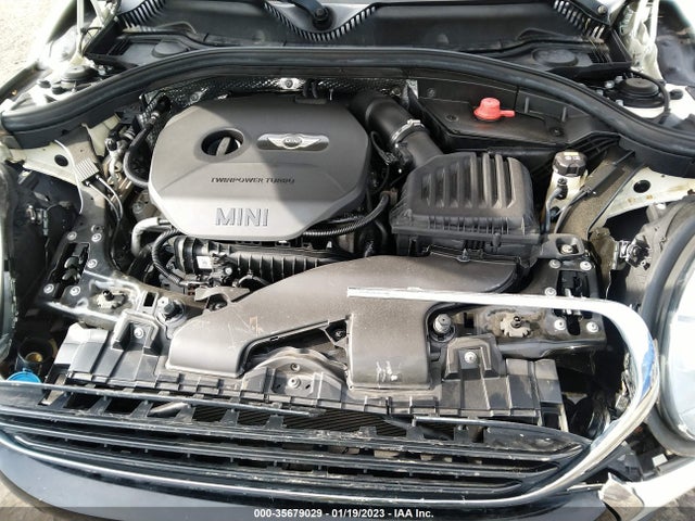 2016 Mini Clubman, VIN: WMWLN5C53G2E29781