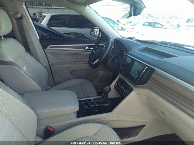 2021 Volkswagen Atlas, VIN: 1V2TR2CA2MC564397