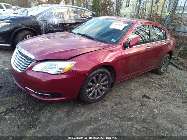 Chrysler 200 Limited 2013 1C3CCBCG2DN505995 Image 2