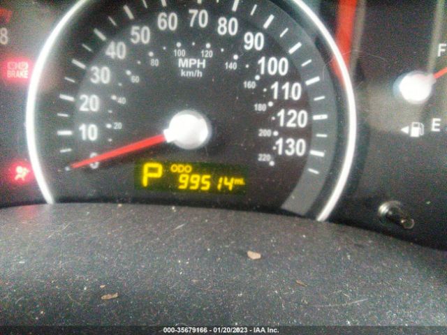 KNDMG4C72E6547000 KIA SEDONA LX