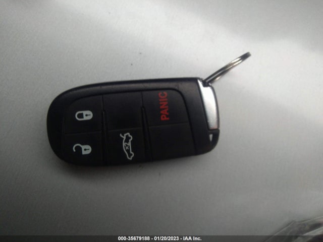1C3CCCABXGN104146 Chrysler 200 Limited