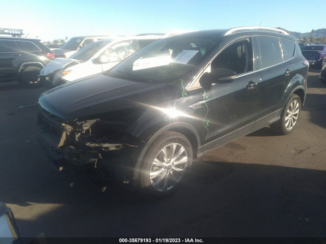 Ford Escape 2017 1FMCU0J92HUF08727 Image 2