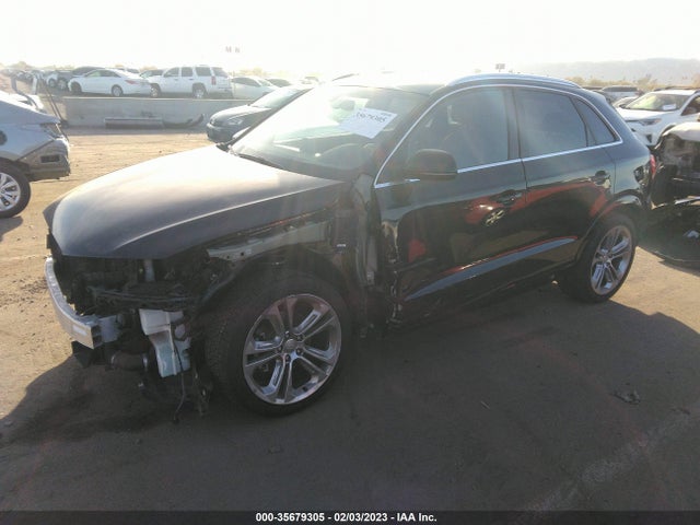 WA1GCCFS0HR004521 Audi Q3 Prestige