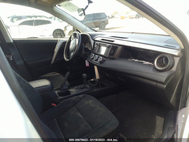 2016 TOYOTA RAV4 LE VIN: JTMZFREV0GJ068270