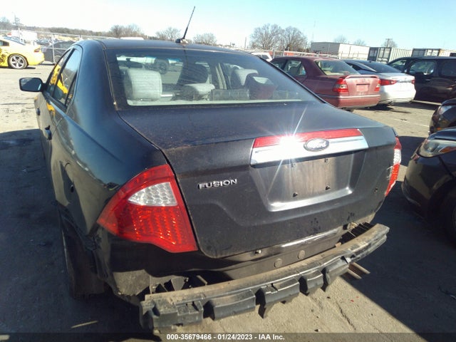 2011 FORD FUSION S VIN: 3FAHP0GA8BR272172