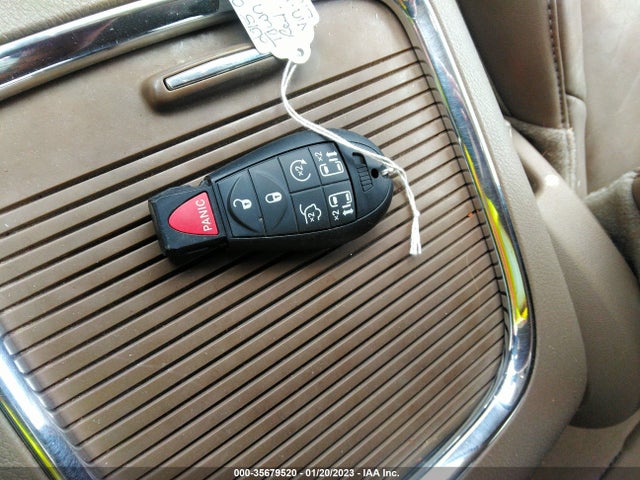2015 Chrysler Town & Country, VIN: 2C4RC1GG4FR563462