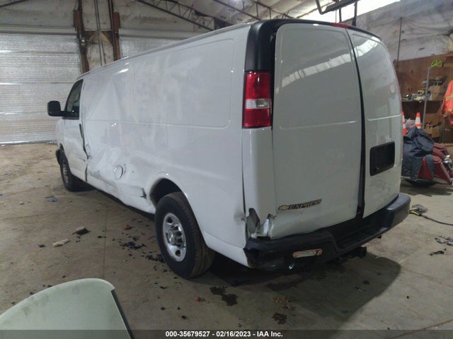 Chevrolet Express 3500 Work Van 2017 1GCZGHFG0H1318020 Image 3