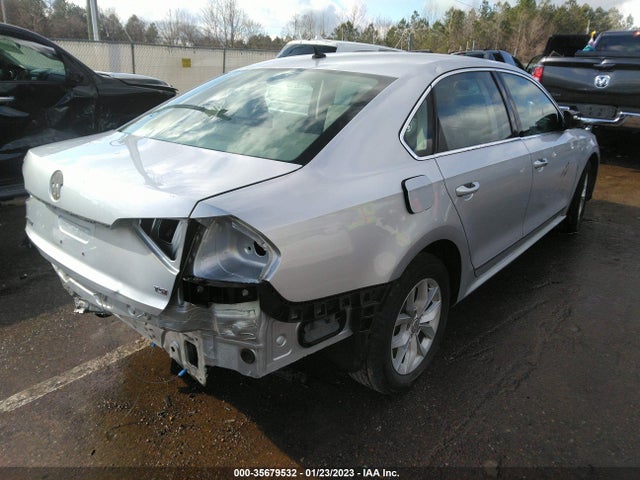 1VWAT7A36HC065536 Volkswagen Passat 1.8t S