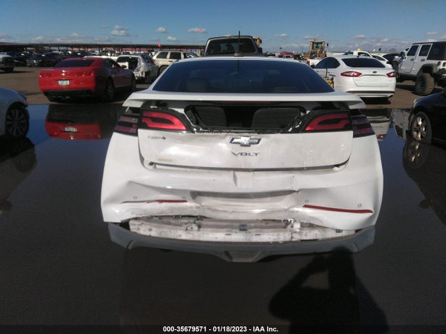 2015 Chevrolet Volt, VIN: 1G1RB6E43FU138755