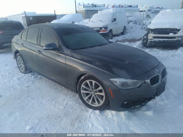 2018 BMW 3 Series, VIN: WBA8E5G52JNV03338