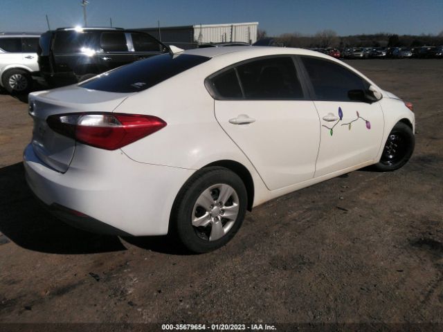 KNAFK4A68G5501873 KIA FORTE LX