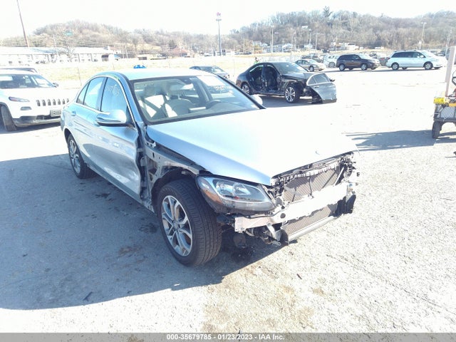 2016 Mercedes-benz C-class C 300 მანქანა იყიდება აუქციონზე, vin: 55SWF4KB5GU108381, აუქციონის ნომერი: 35679785