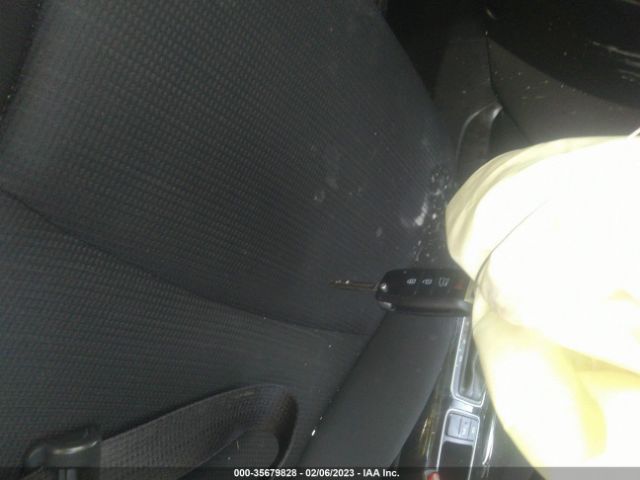 5XYKTDA6XFG649219 KIA SORENTO LX