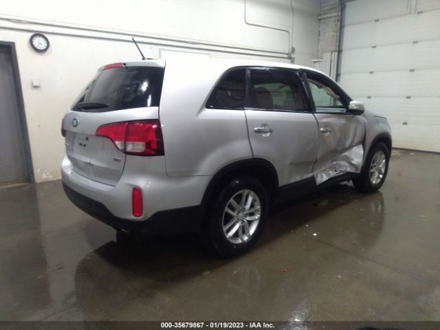 5XYKT3A68FG629335 KIA SORENTO LX