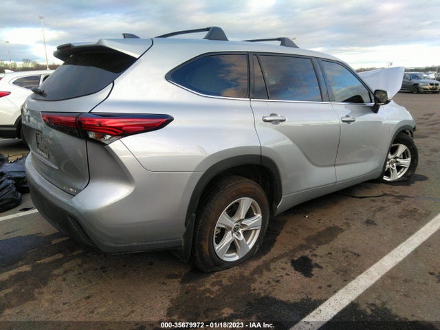 2022 Toyota Highlander, VIN: 5TDBZRBH8NS205947