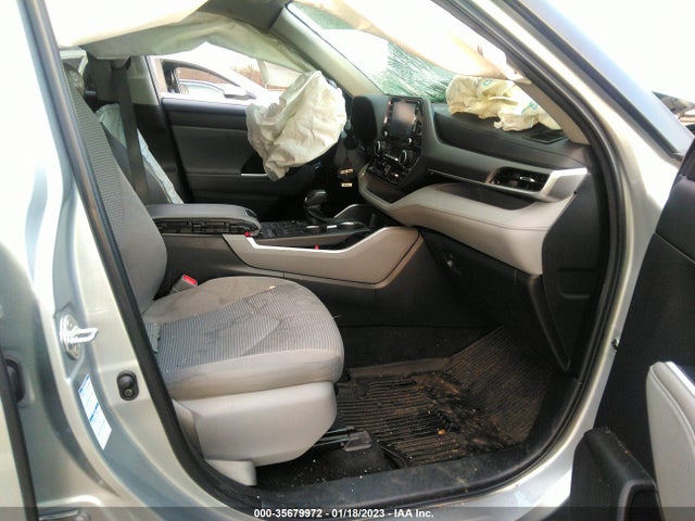 2022 Toyota Highlander, VIN: 5TDBZRBH8NS205947
