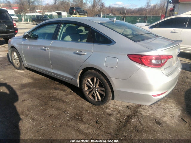 2015 HYUNDAI SONATA 2.4L SE VIN: 5NPE24AF0FH010730