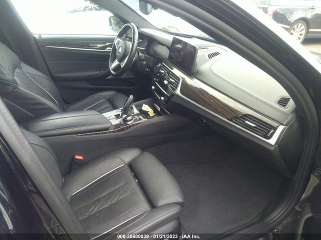 2021 BMW 5 Series, VIN: WBA13BK04MCF57681