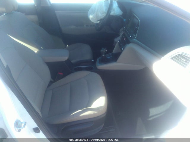 2017 HYUNDAI ELANTRA SE VIN: 5NPD84LF7HH066576