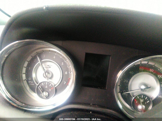 Chrysler 300 2013 2C3CCABG9DH707821 Image 9