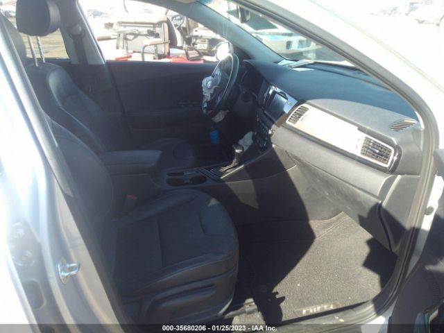 KNDCC3LC5K5262839 KIA NIRO EX