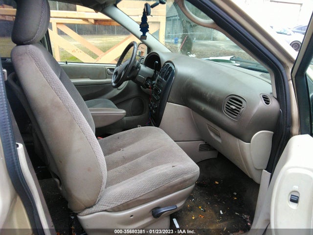 2005 DODGE GRAND CARAVAN SXT VIN: 2D4GP44L55R221132