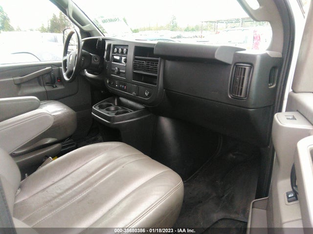 Chevrolet EXPRESS CARGO VAN 2021 1GCWGBFP4M1205746 Image 5