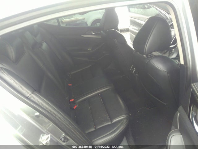 2018 Nissan Maxima, VIN: 1N4AA6AP6JC399969