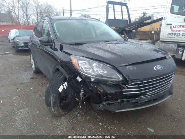 2022 Ford Escape, VIN: 1FMCU9DZXNUA11159